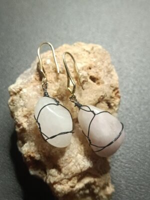 Aretes de Cuarzo Rosa Rolado